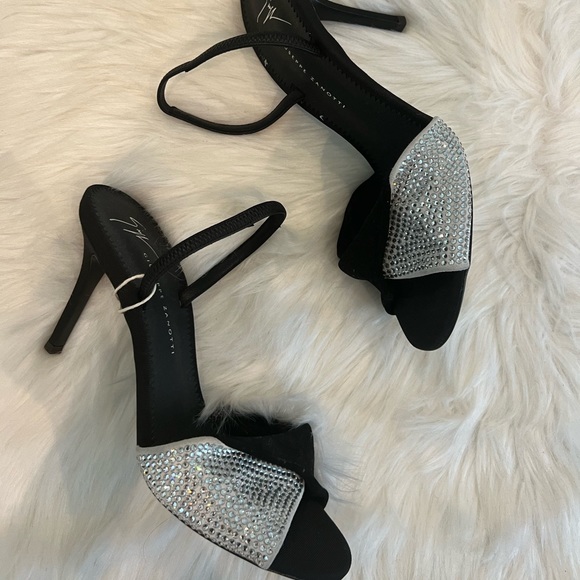Authentic Giuseppe Zanotti women’s Swarovski crystal sling back heels sandals - Picture 5 of 7
